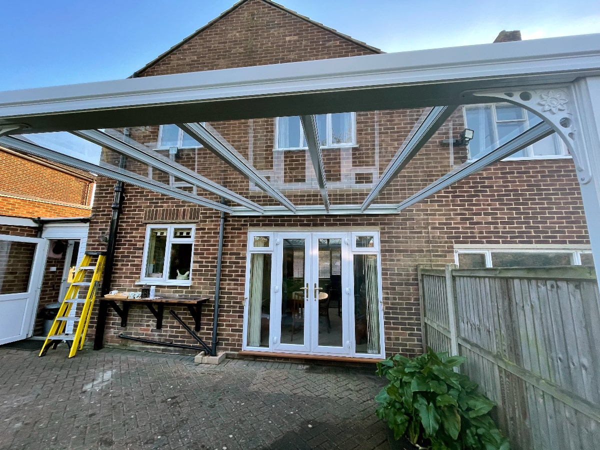 Veranda vs Conservatory: Pros & Cons